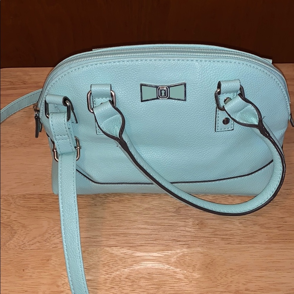 Crossbody now purse
